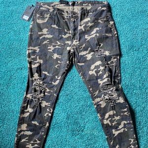 L&B distressed camp pants NWT